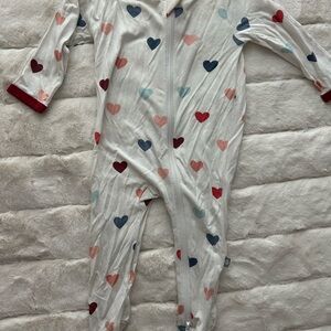 Kyte BABY Heart Print Kids Pajamas Footies - White, Red, Blue, Pink